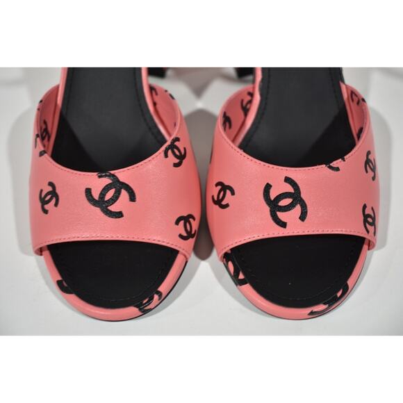 Chanel 22S Pink Black Printed Lambskin CC Logo Ankle Strap Block Heel Sandal 40 - Picture 5 of 10